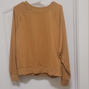 Vuori Women's Crew LS in Flax Heather